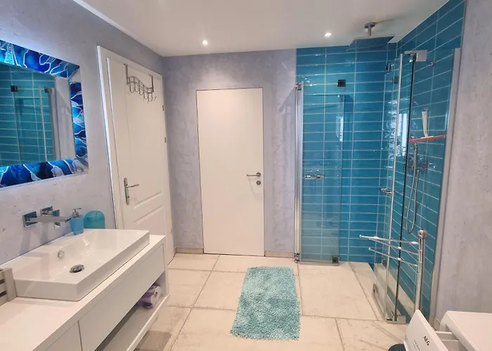 Blue Mountain Тукс