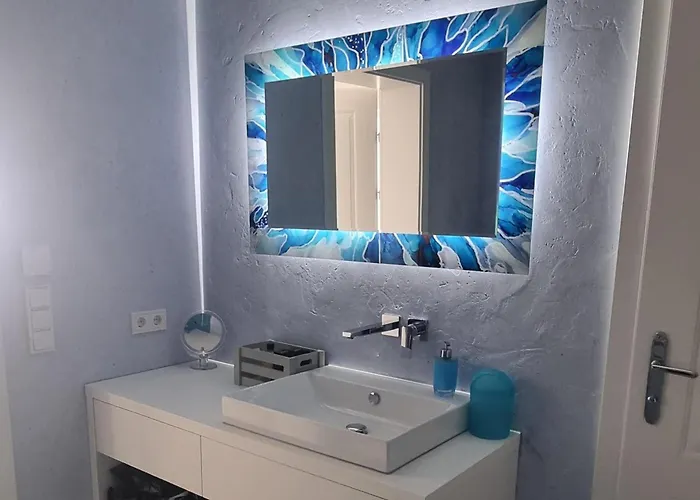 Blue Mountain * Тукс